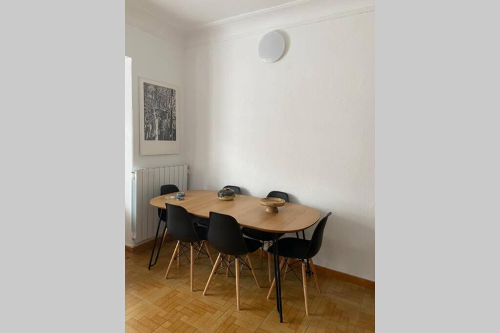 Apartamento Unico En Plaza Del Pilar Zaragoza Luaran gambar