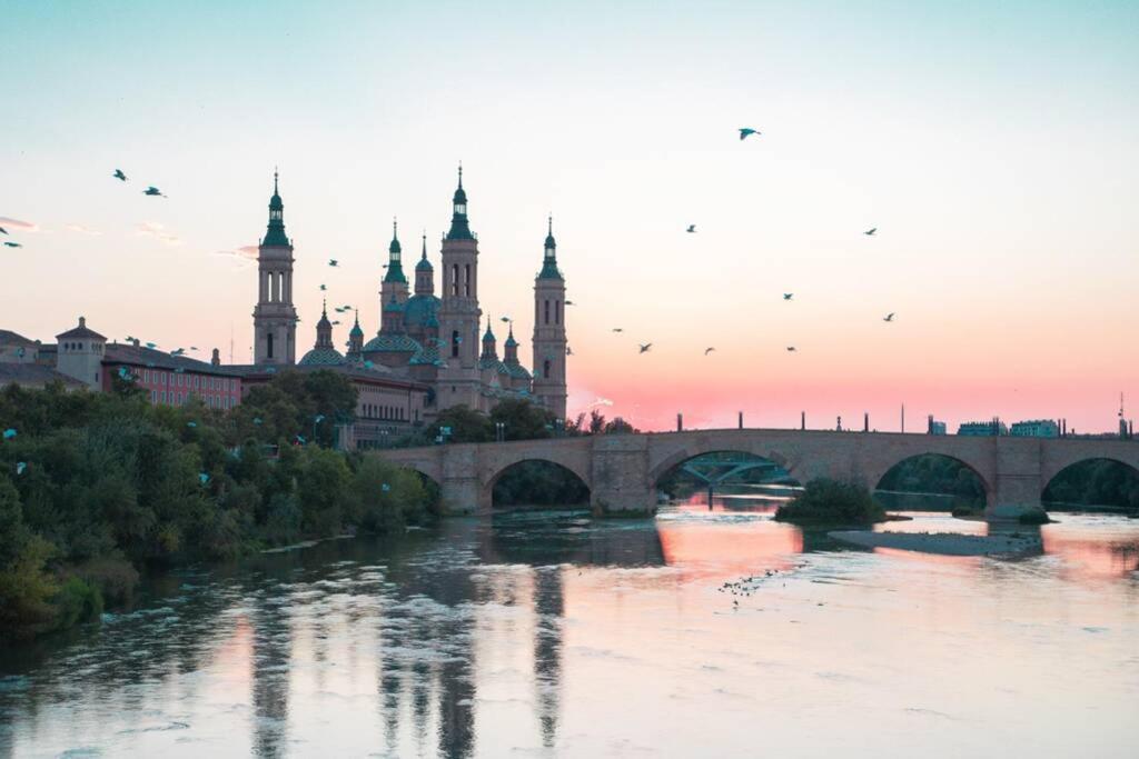 Apartamento Unico En Plaza Del Pilar Zaragoza Luaran gambar