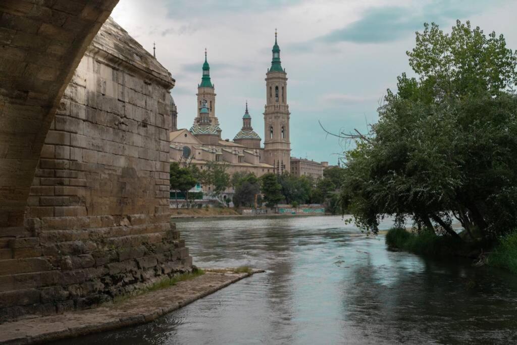 Apartamento Unico En Plaza Del Pilar Zaragoza Luaran gambar